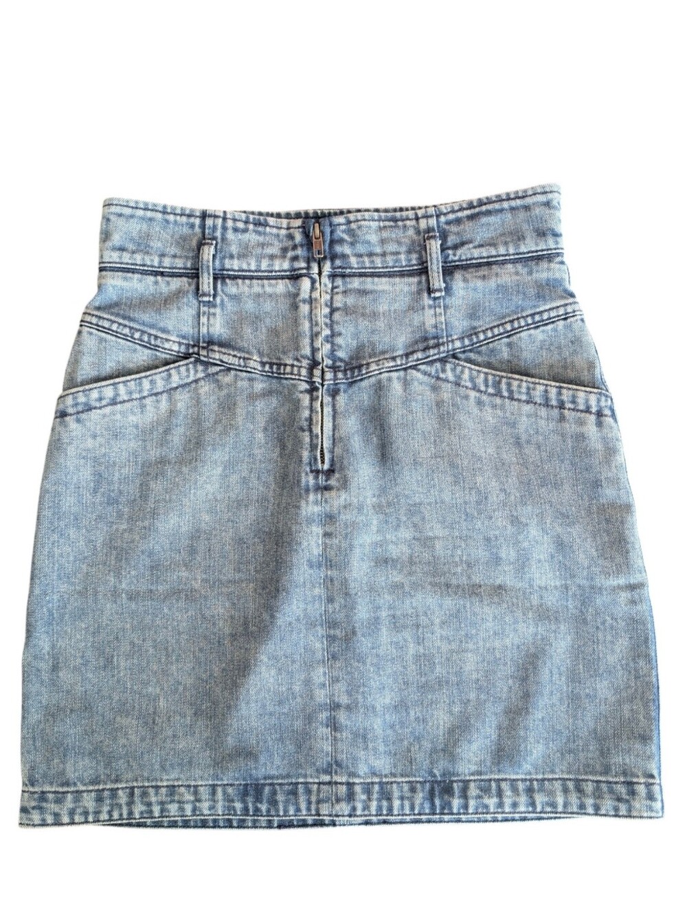 LA VIE Rebecca Taylor high waisted, denim mini skirt W yoke waist. Size 27